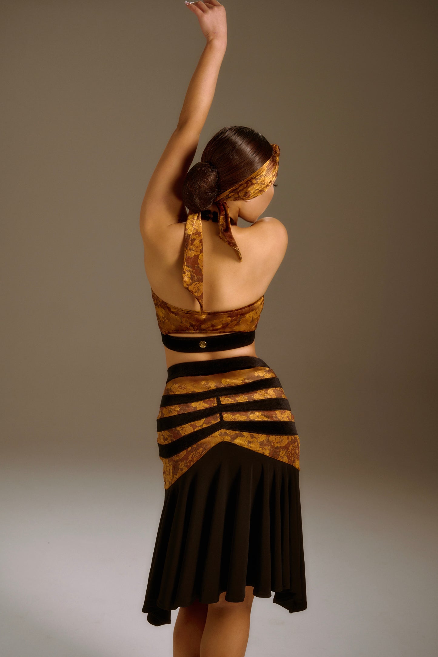 Dune-Colored Neck Top