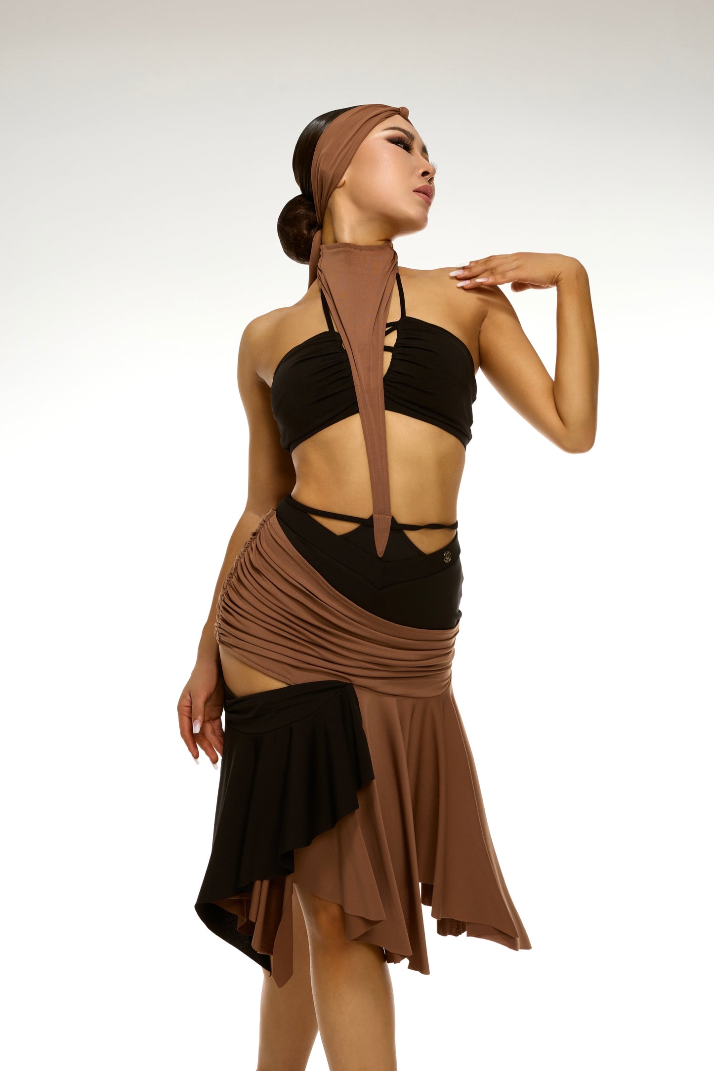 Bronze stitching design jumpsuit (separate top)