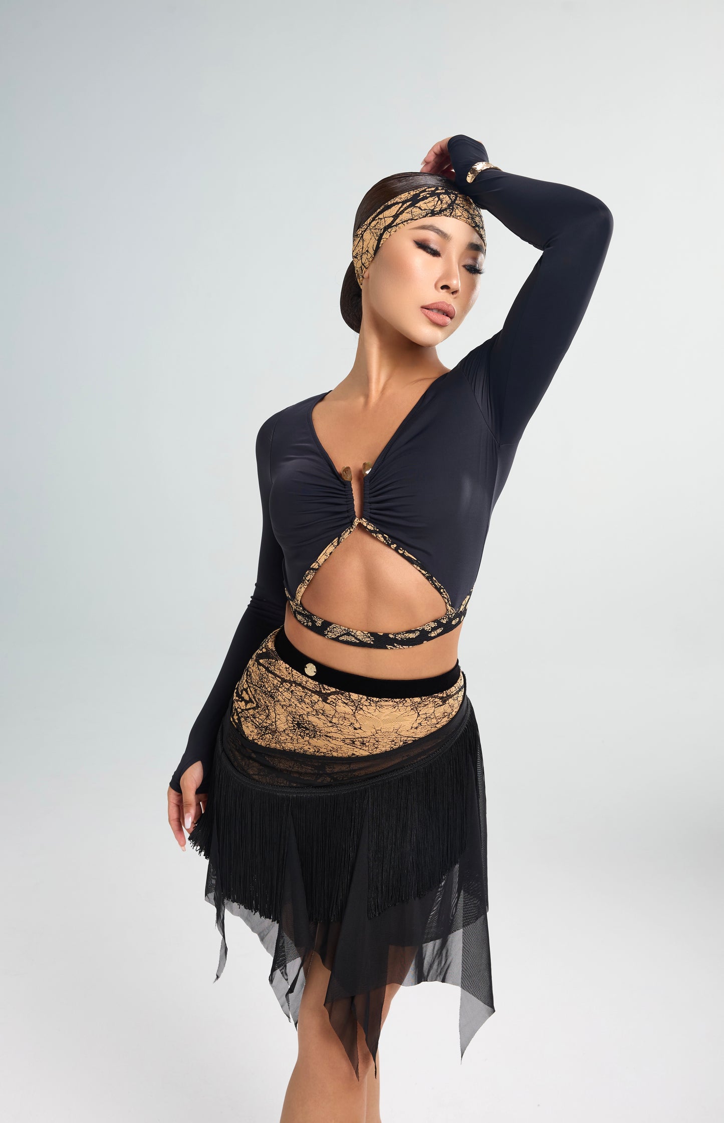 Amber Vine Design Long-Sleeved Top